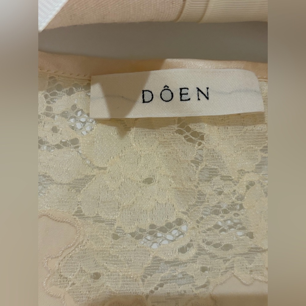 Doen Lucine Top in Candlelight - Picture 4 of 6